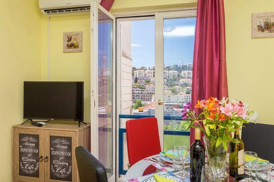 Spacious City Center Apartment - 4 Pax Dubrovnik Exterior photo